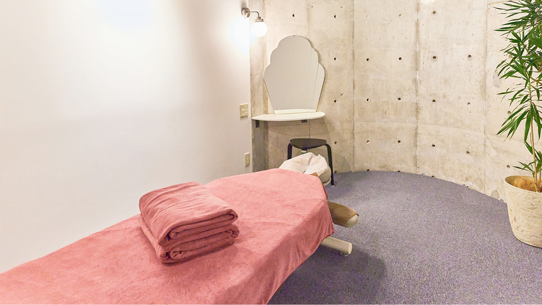 megurico四ツ橋店の内観